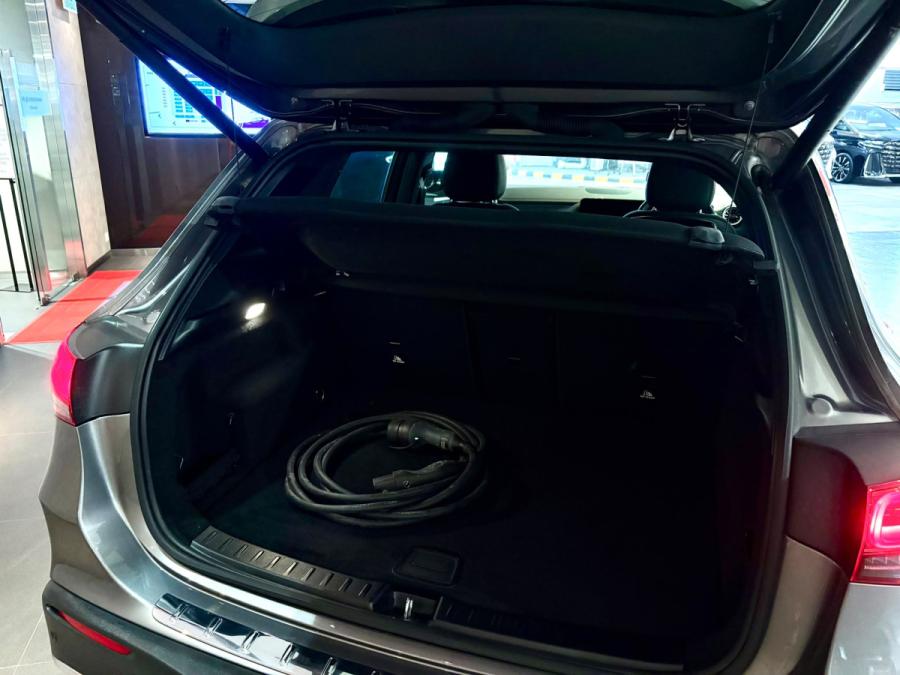 EQA250 AMG - Image 5